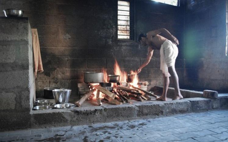 ¿Quién inventó la cocina de leña?