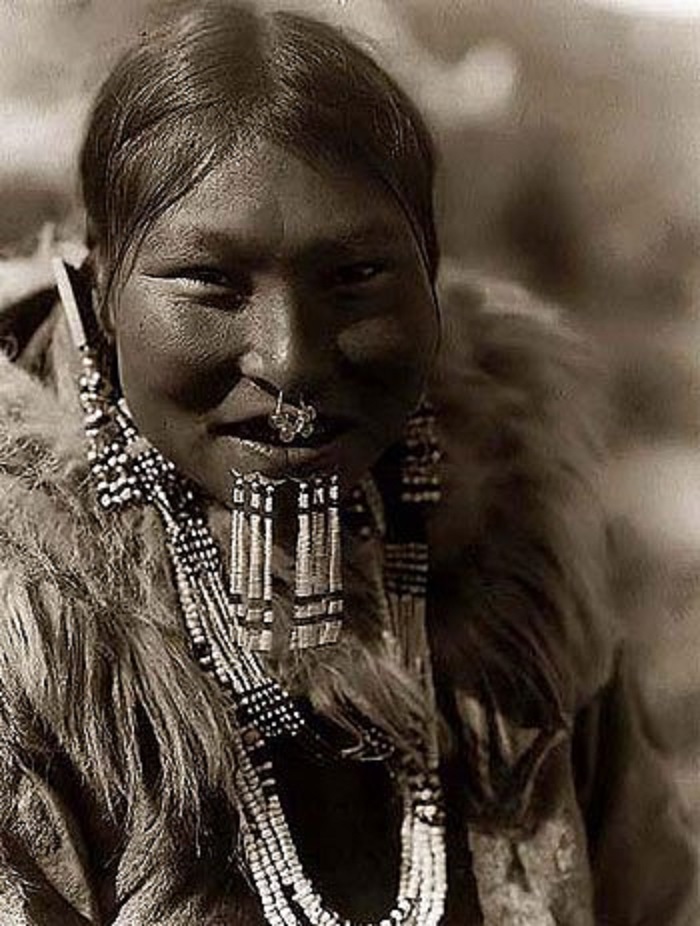 ¿Qué representan los aretes?